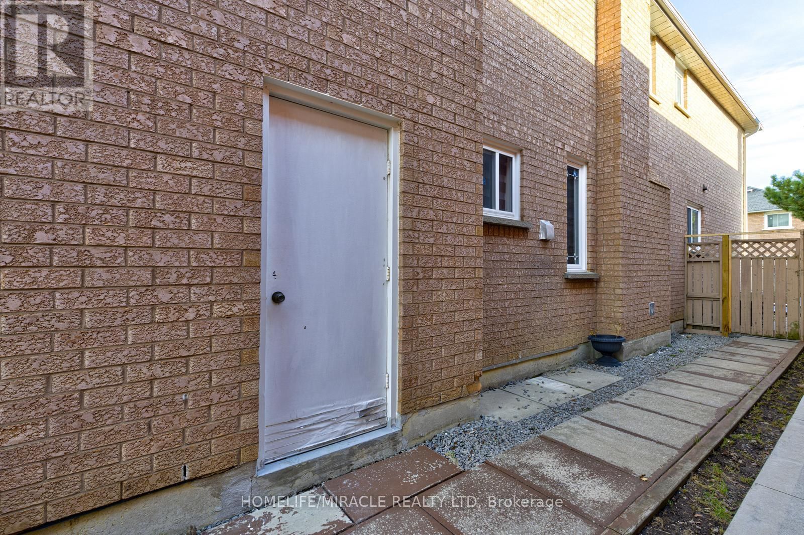 32 PENNSYLVANIA AVENUE Image 47