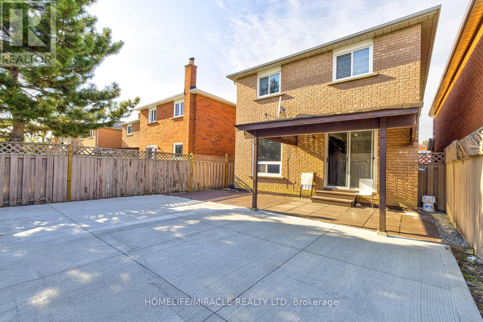 32 PENNSYLVANIA AVENUE Image 50