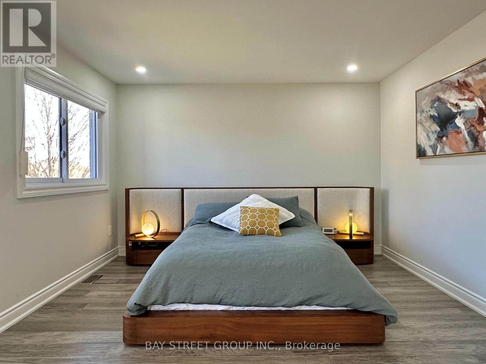 1593 WINTERGROVE GARDENS Image 12