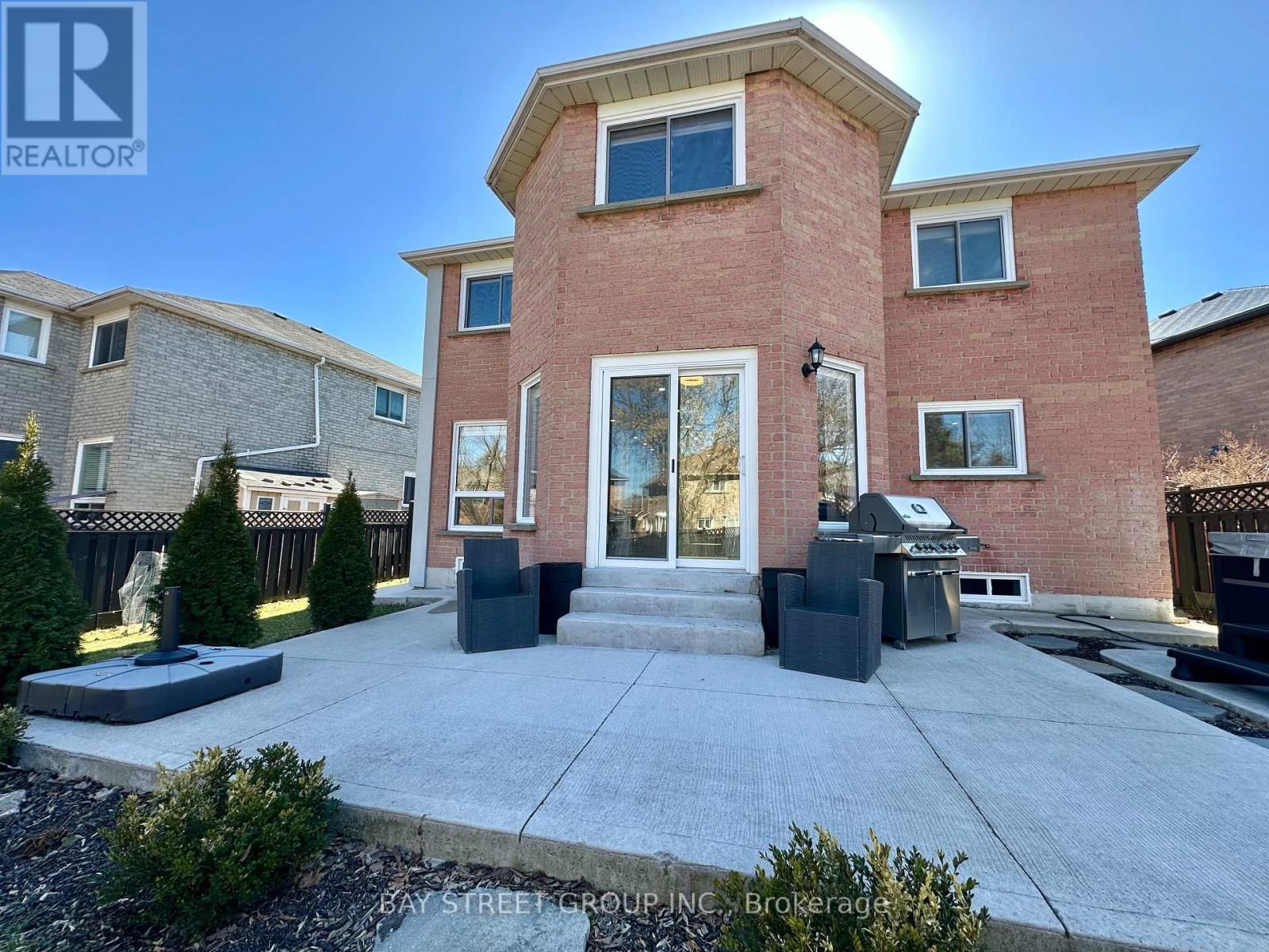 1593 WINTERGROVE GARDENS Image 23