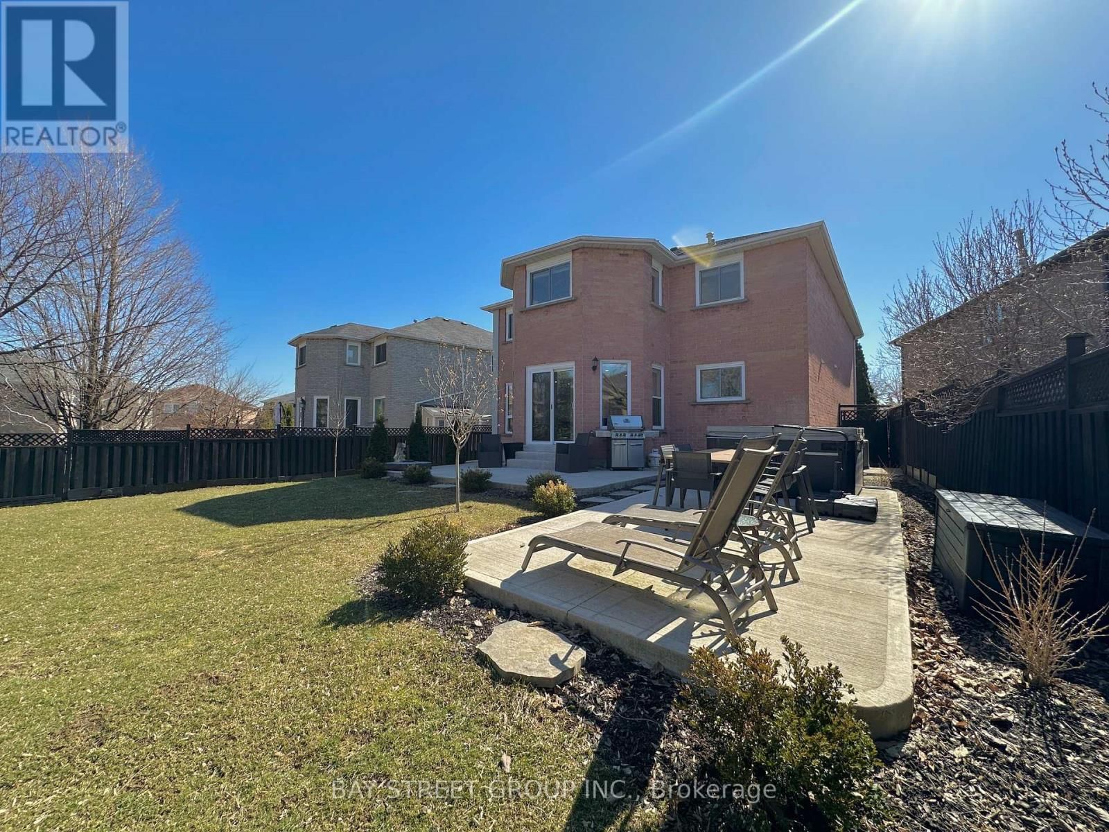 1593 WINTERGROVE GARDENS Image 24