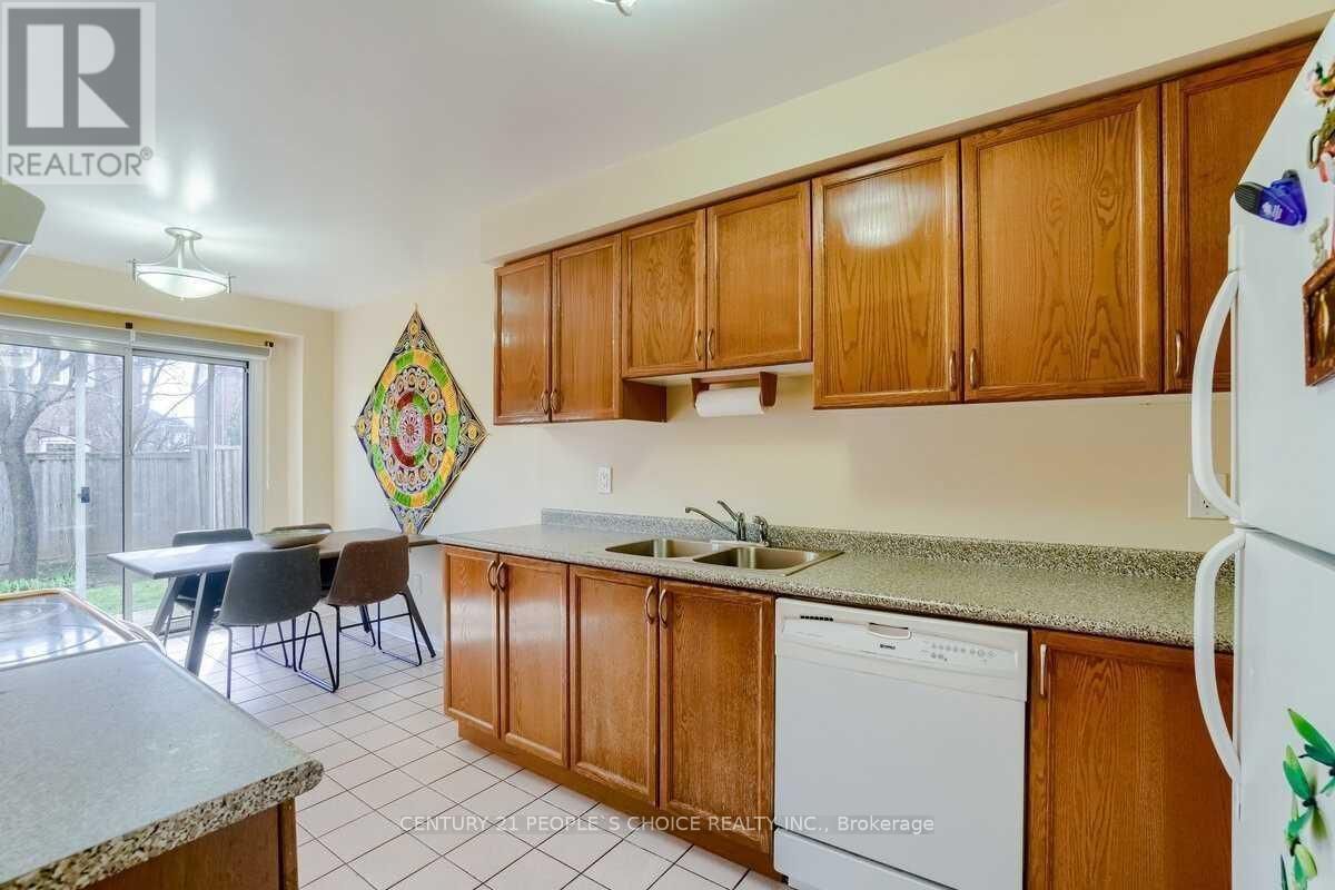 47 - 2550 THOMAS STREET Image 17