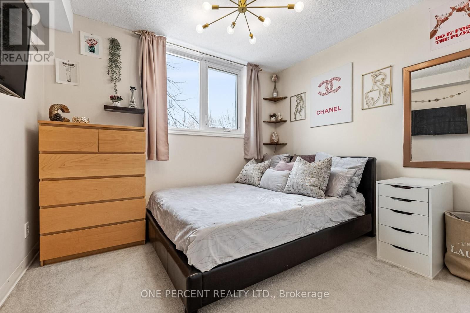 25 - 16 FOURTH STREET Image 13