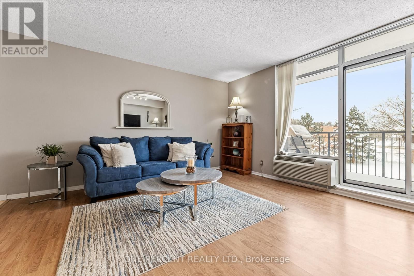 25 - 16 FOURTH STREET Image 3