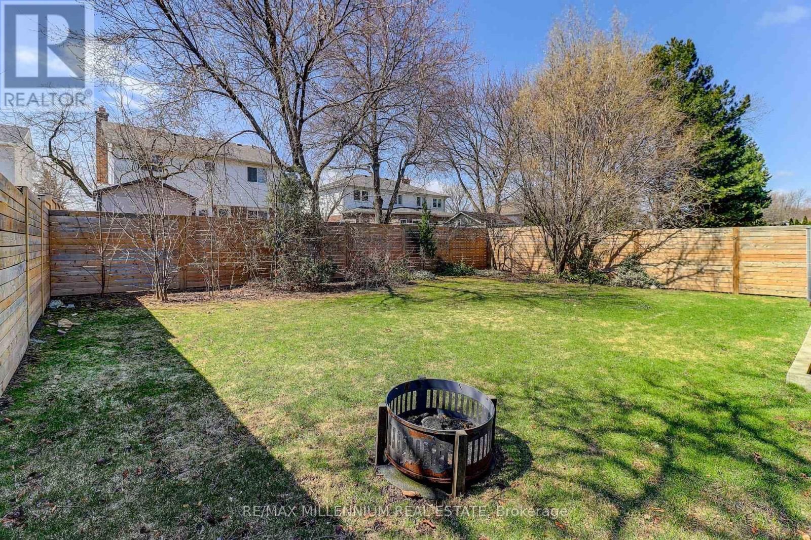 2498 FRANKFIELD ROAD Image 28