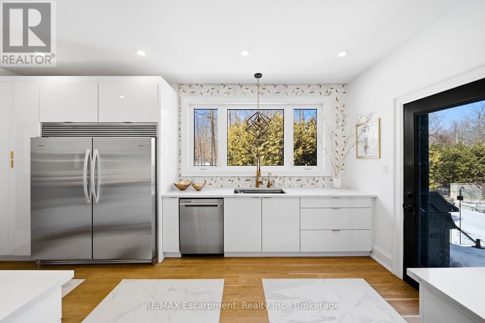 3205 HIGHPOINT COURT Image 11