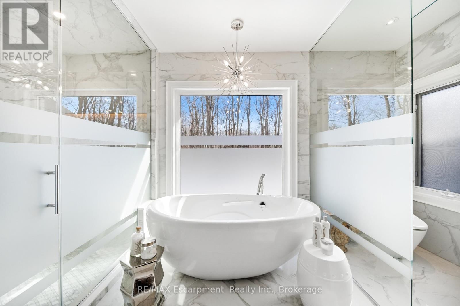 3205 HIGHPOINT COURT Image 17