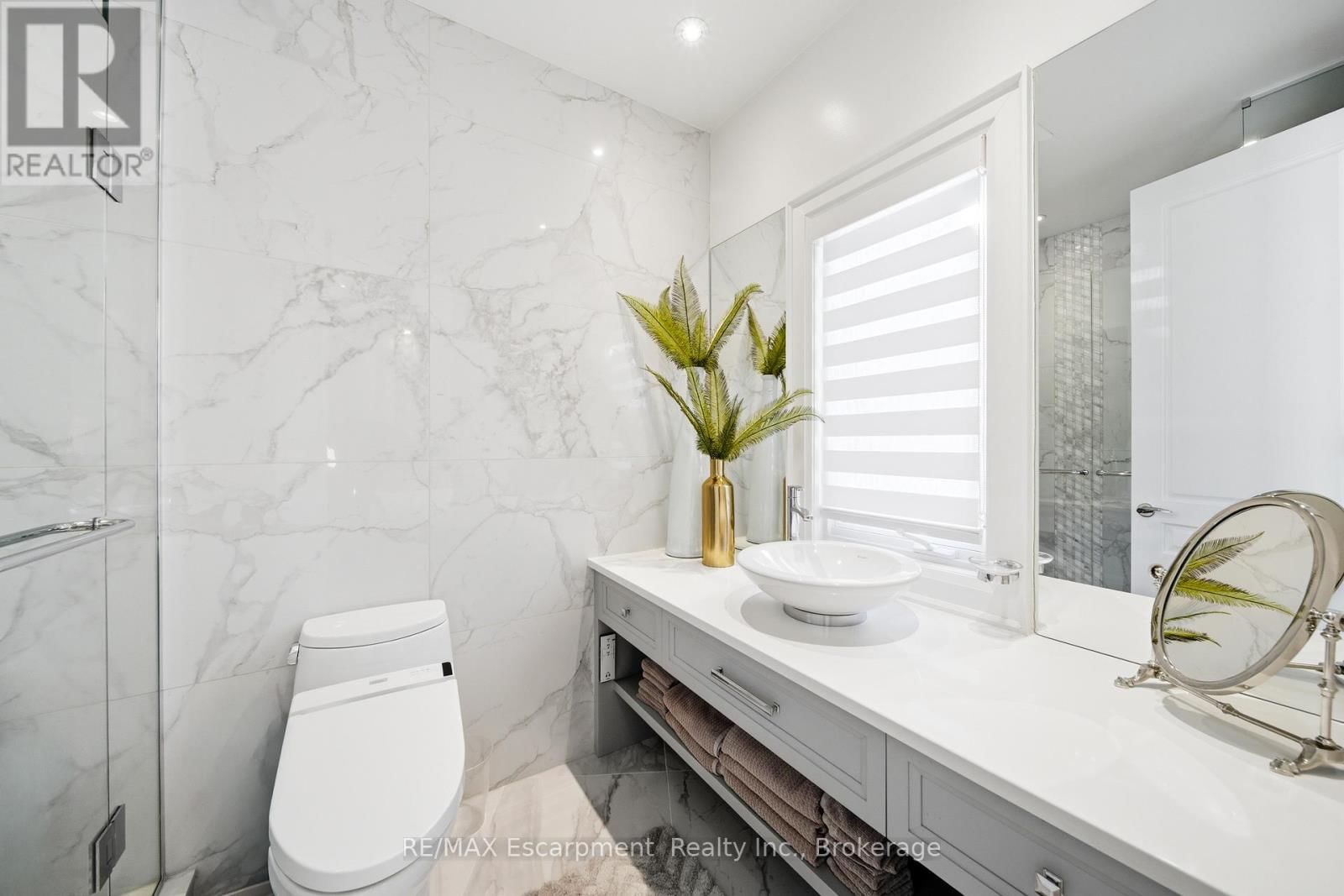 3205 HIGHPOINT COURT Image 22