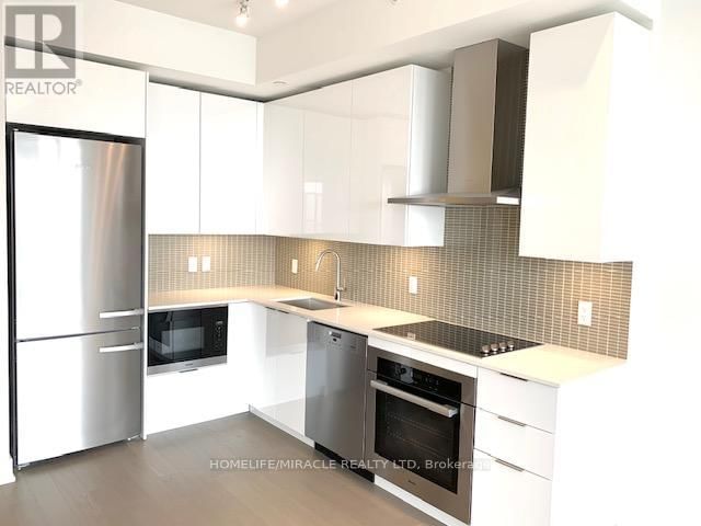 LPH01A - 30 SHORE BREEZE DRIVE Image 35