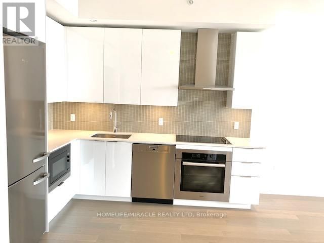 LPH01A - 30 SHORE BREEZE DRIVE Image 37