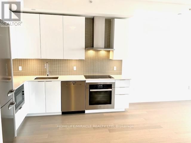 LPH01A - 30 SHORE BREEZE DRIVE Image 6