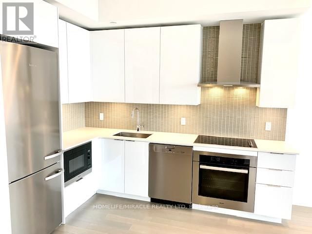 LPH01A - 30 SHORE BREEZE DRIVE Image 8