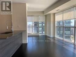 606 - 510 CURRAN PLACE Image 2