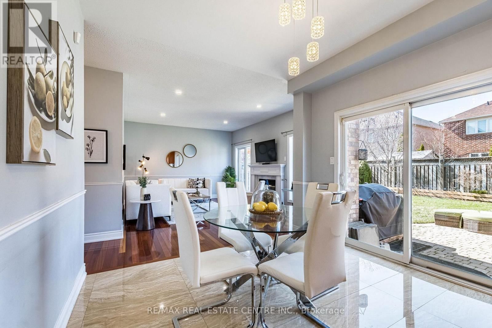 3285 TOPEKA DRIVE Image 14