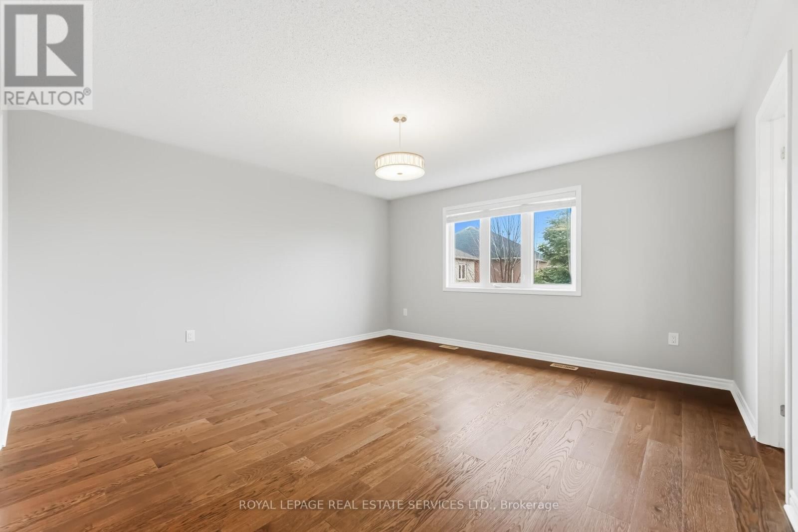 2383 CALLOWAY DRIVE Image 29