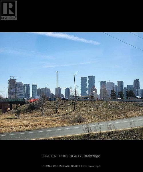 1808 - 349 RATHBURN ROAD WEST Image 20