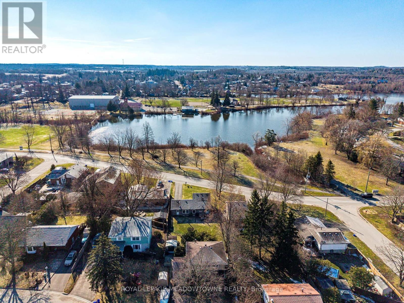 73 ELIZABETH DRIVE Image 31