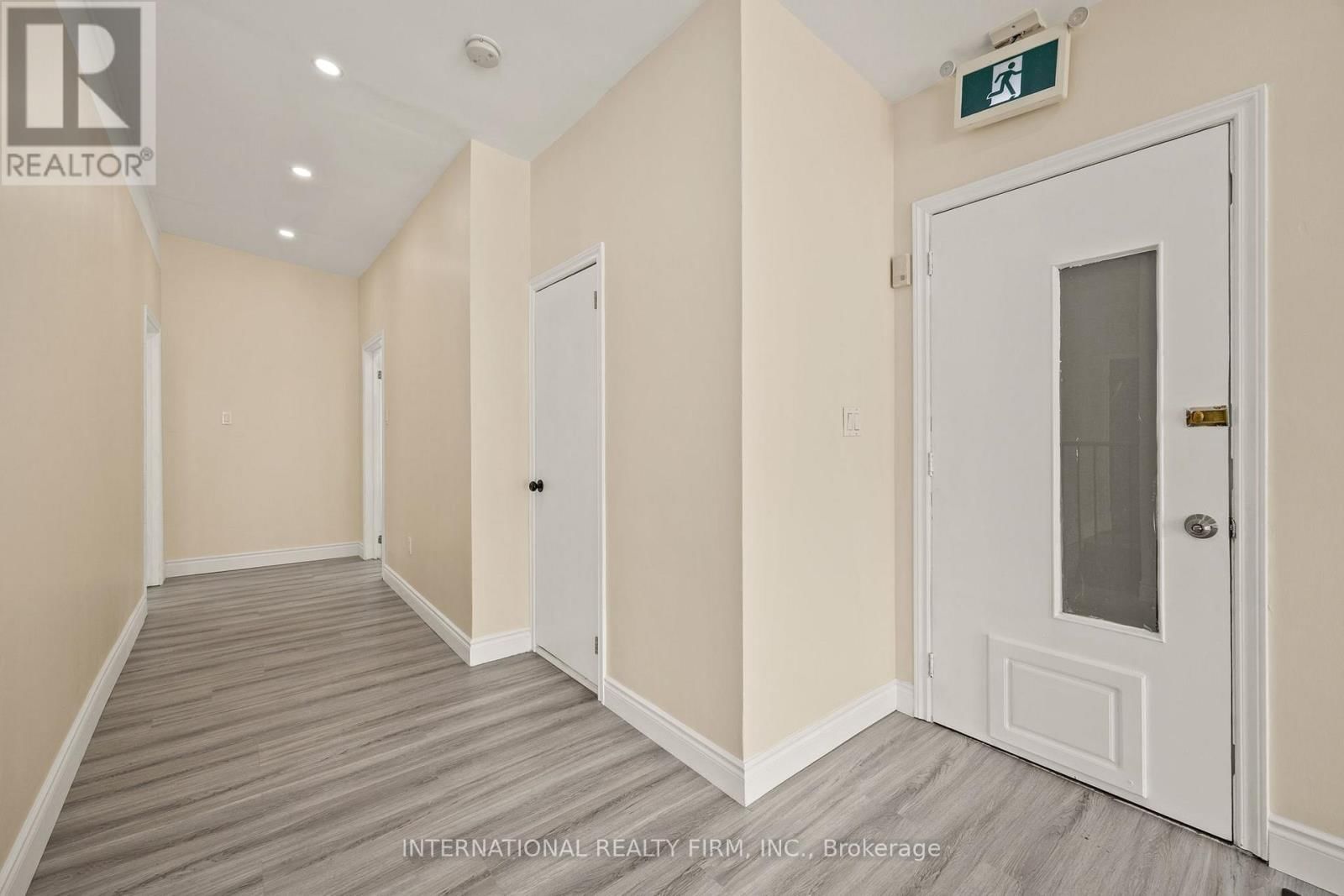 304 BROADWAY Image 21