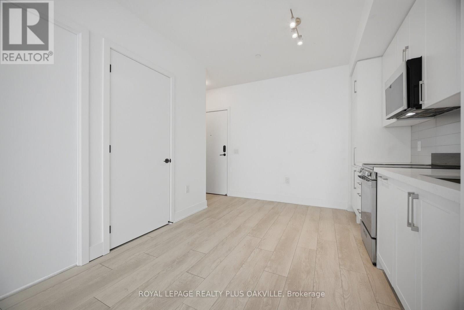 625 - 2450 OLD BRONTE ROAD Image 9