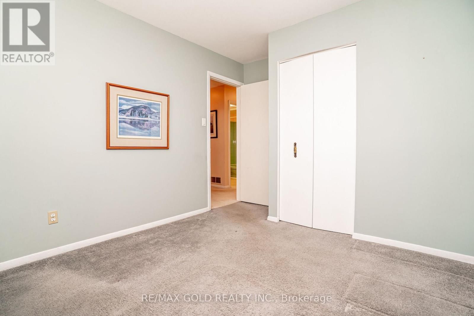 34 DEERFIELD CRESCENT Image 24