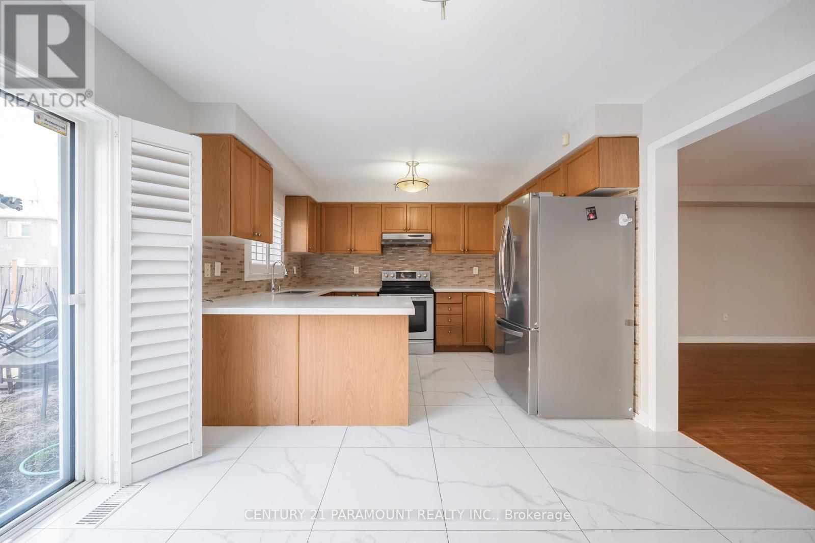 75 CRYSTAL GLEN CRESCENT Image 14