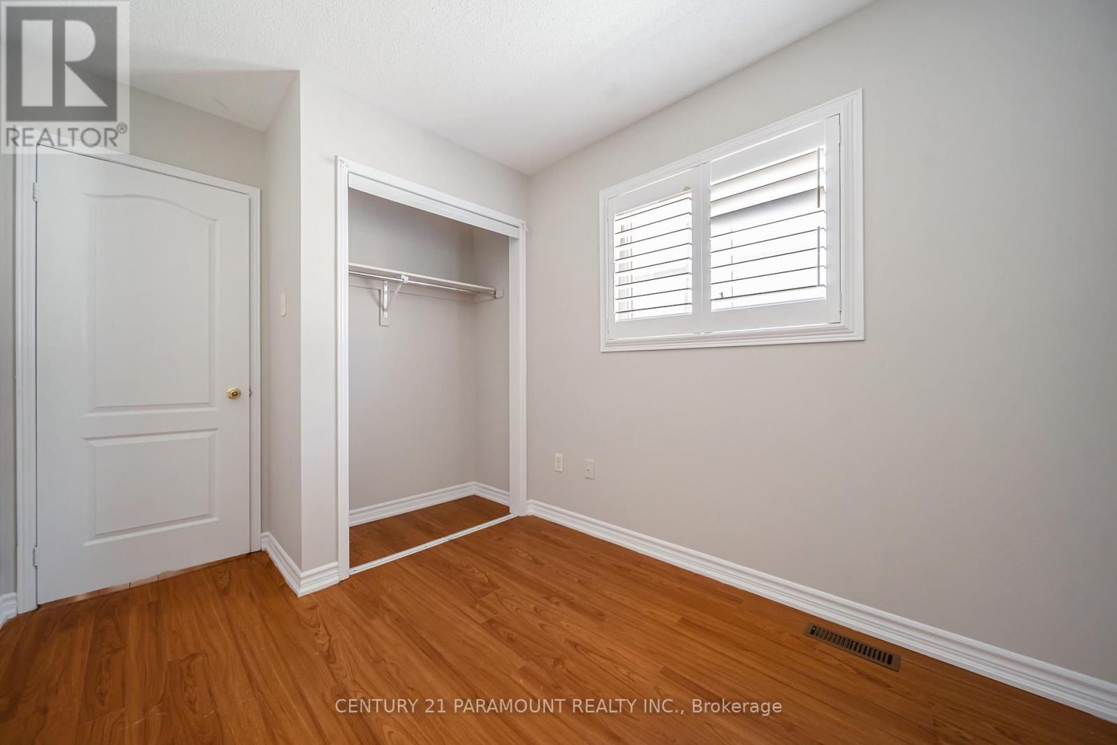 75 CRYSTAL GLEN CRESCENT Image 29