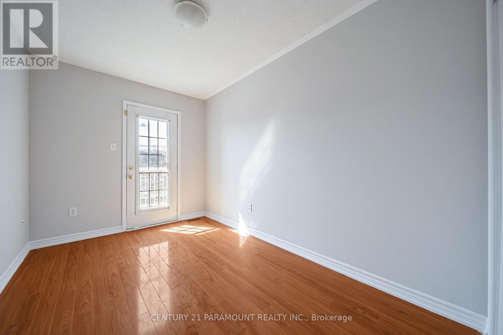 75 CRYSTAL GLEN CRESCENT Image 33