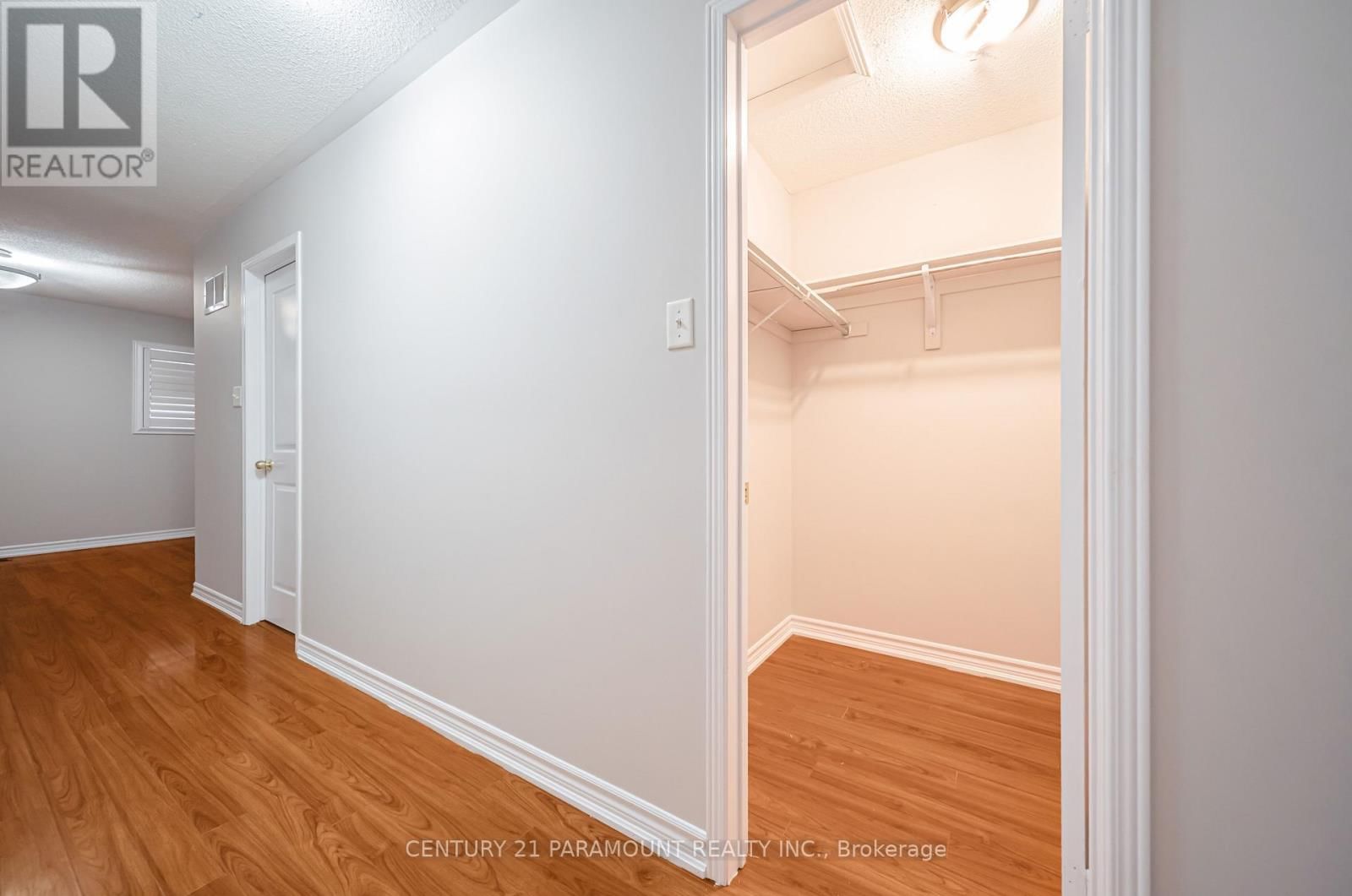 75 CRYSTAL GLEN CRESCENT Image 43