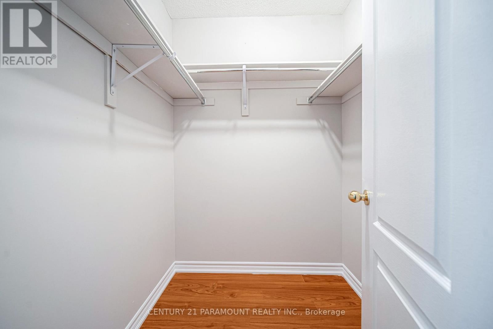 75 CRYSTAL GLEN CRESCENT Image 44