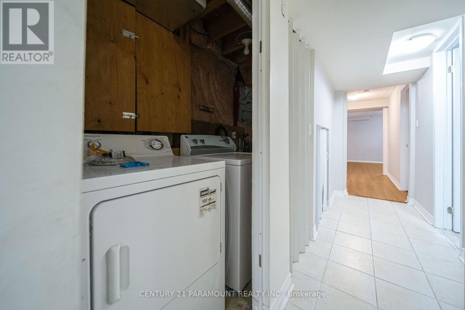 75 CRYSTAL GLEN CRESCENT Image 46