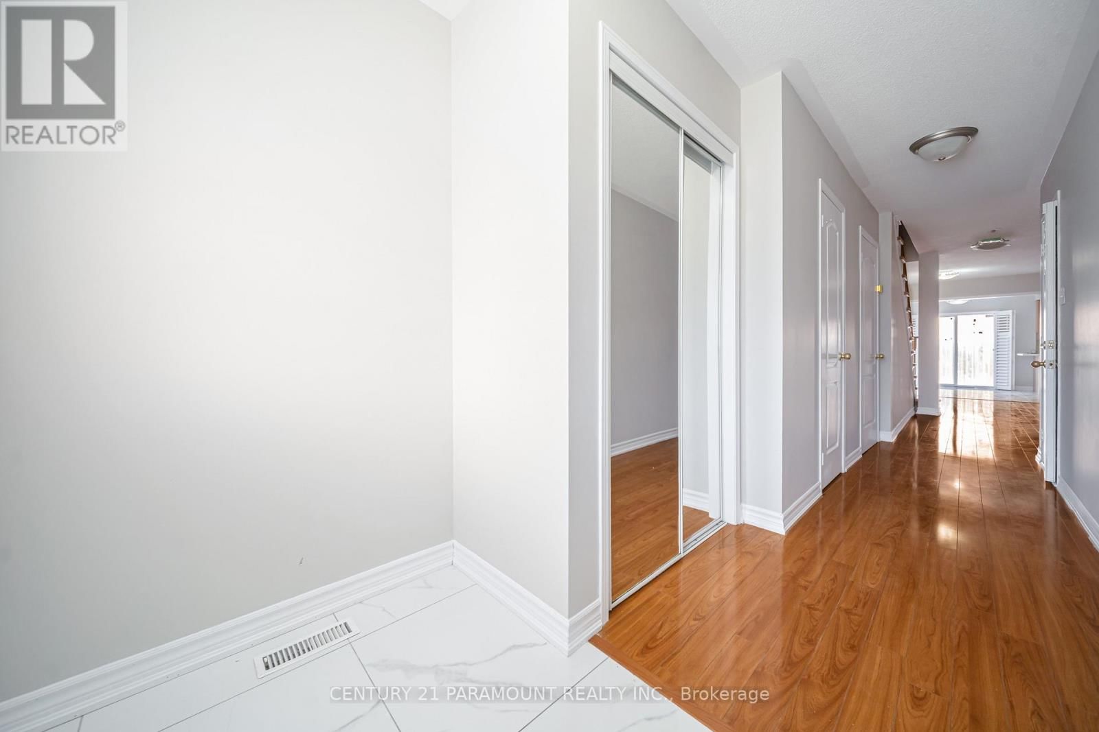 75 CRYSTAL GLEN CRESCENT Image 6