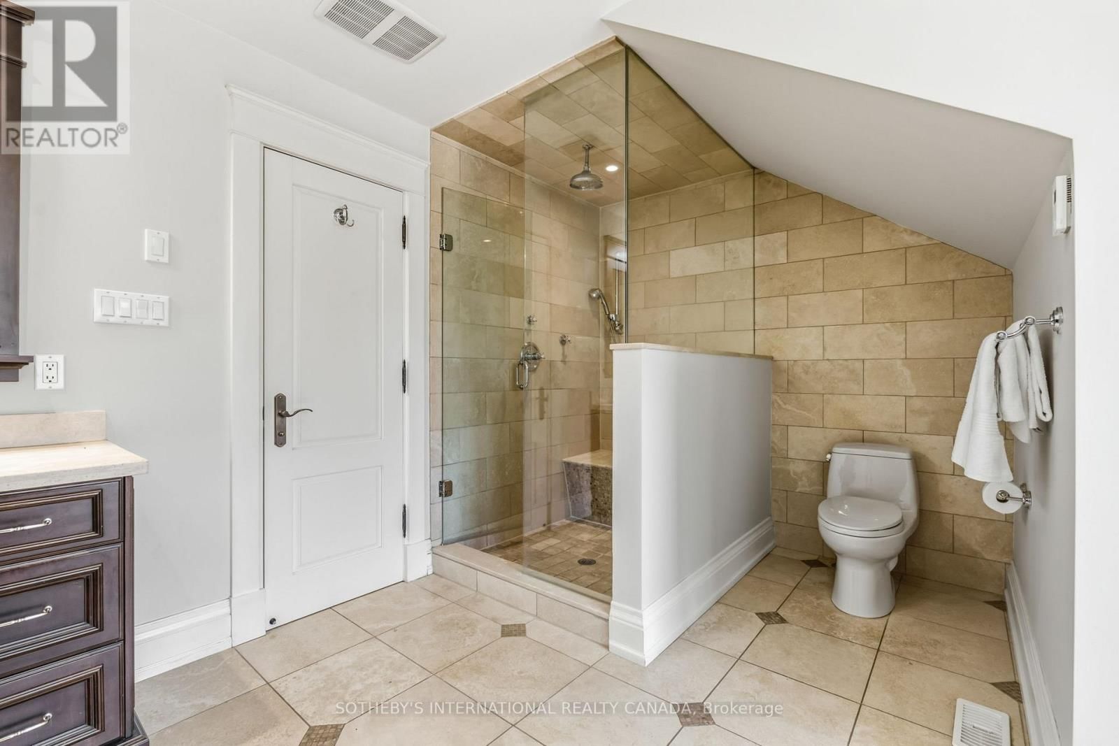 79 BIRCH HILL LANE Image 37