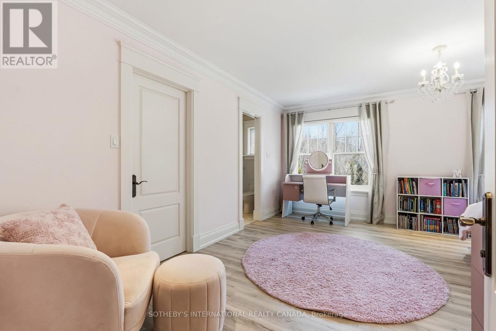 79 BIRCH HILL LANE Image 38