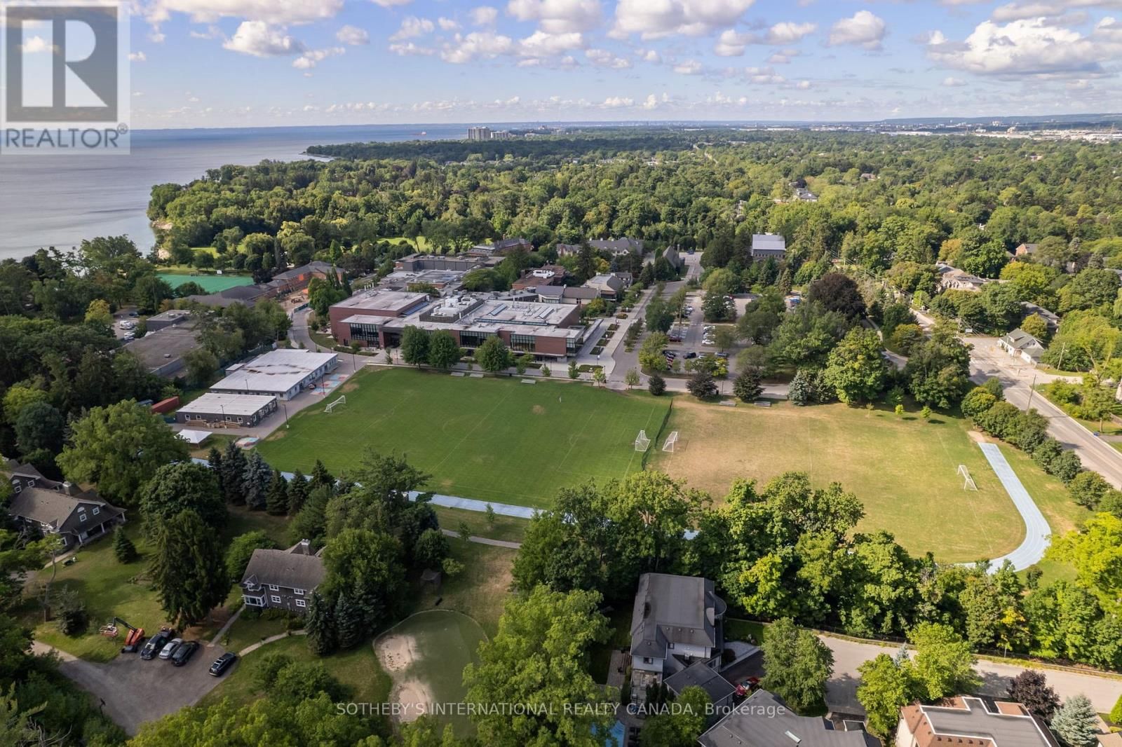 79 BIRCH HILL LANE Image 4