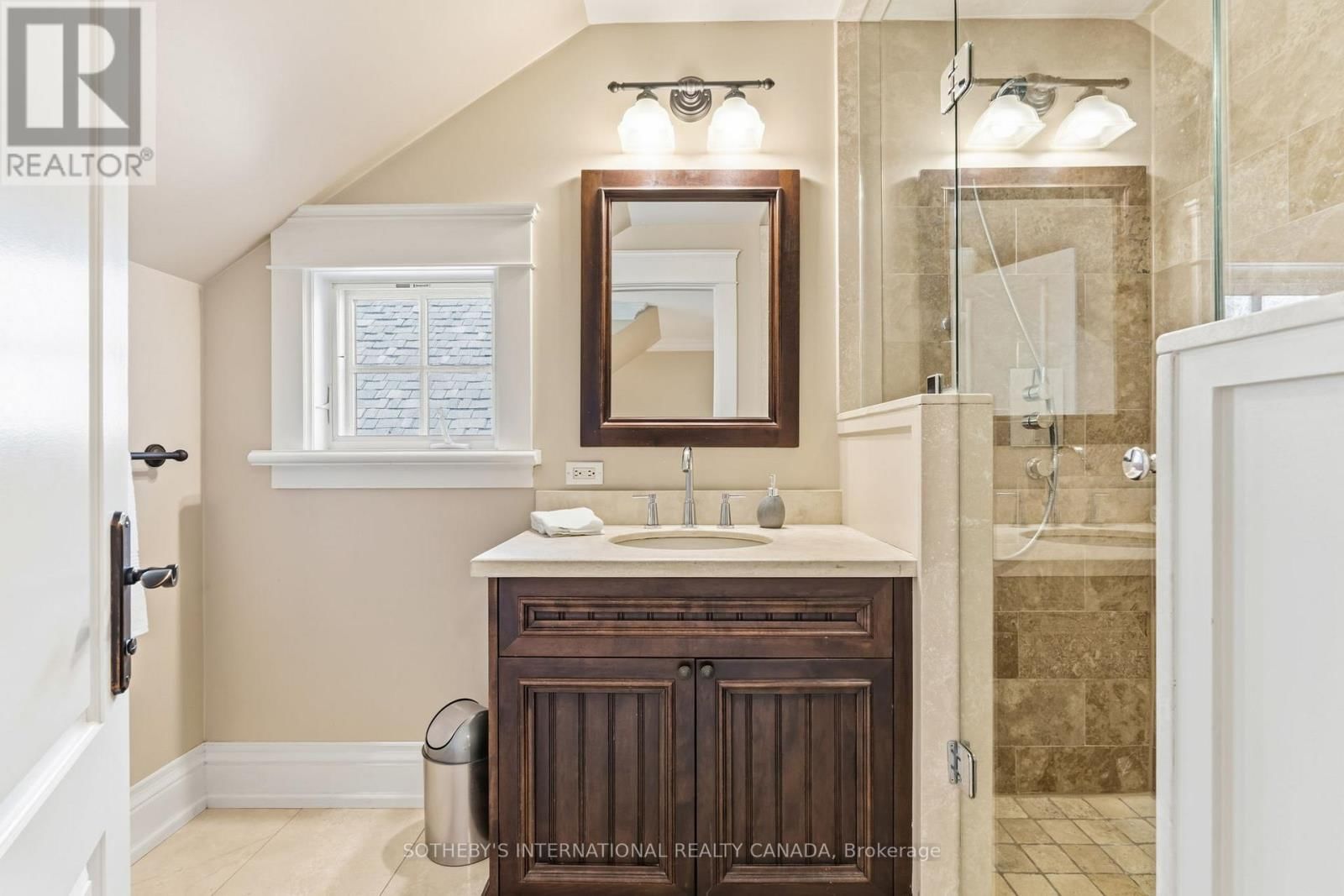 79 BIRCH HILL LANE Image 42