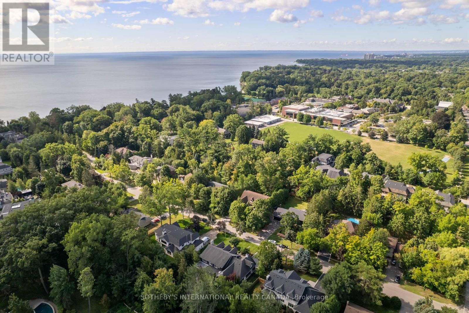 79 BIRCH HILL LANE Image 5