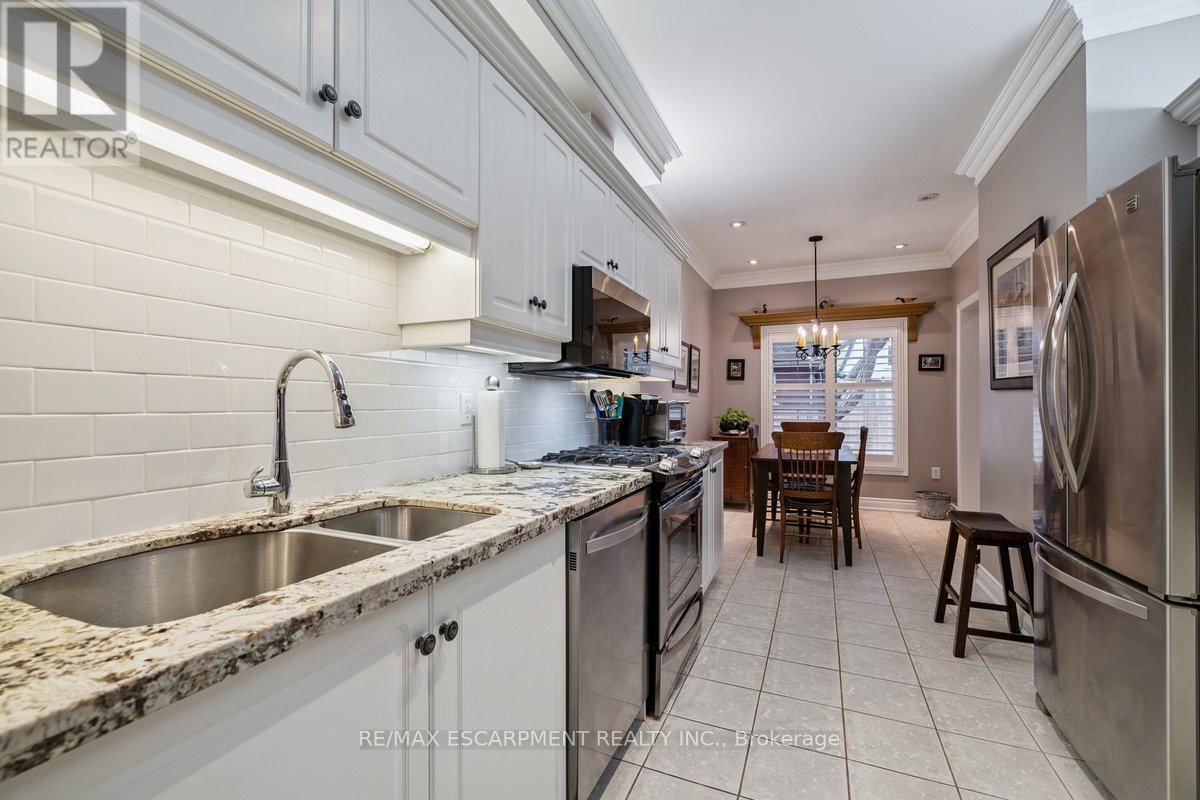 3 - 1019 NORTH SHORE BOULEVARD EAST Image 15