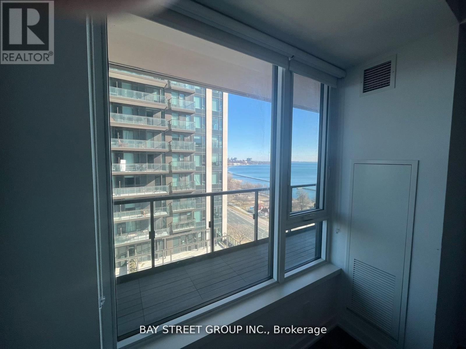 1706 - 1928 LAKE SHORE BOULEVARD WEST Image 8