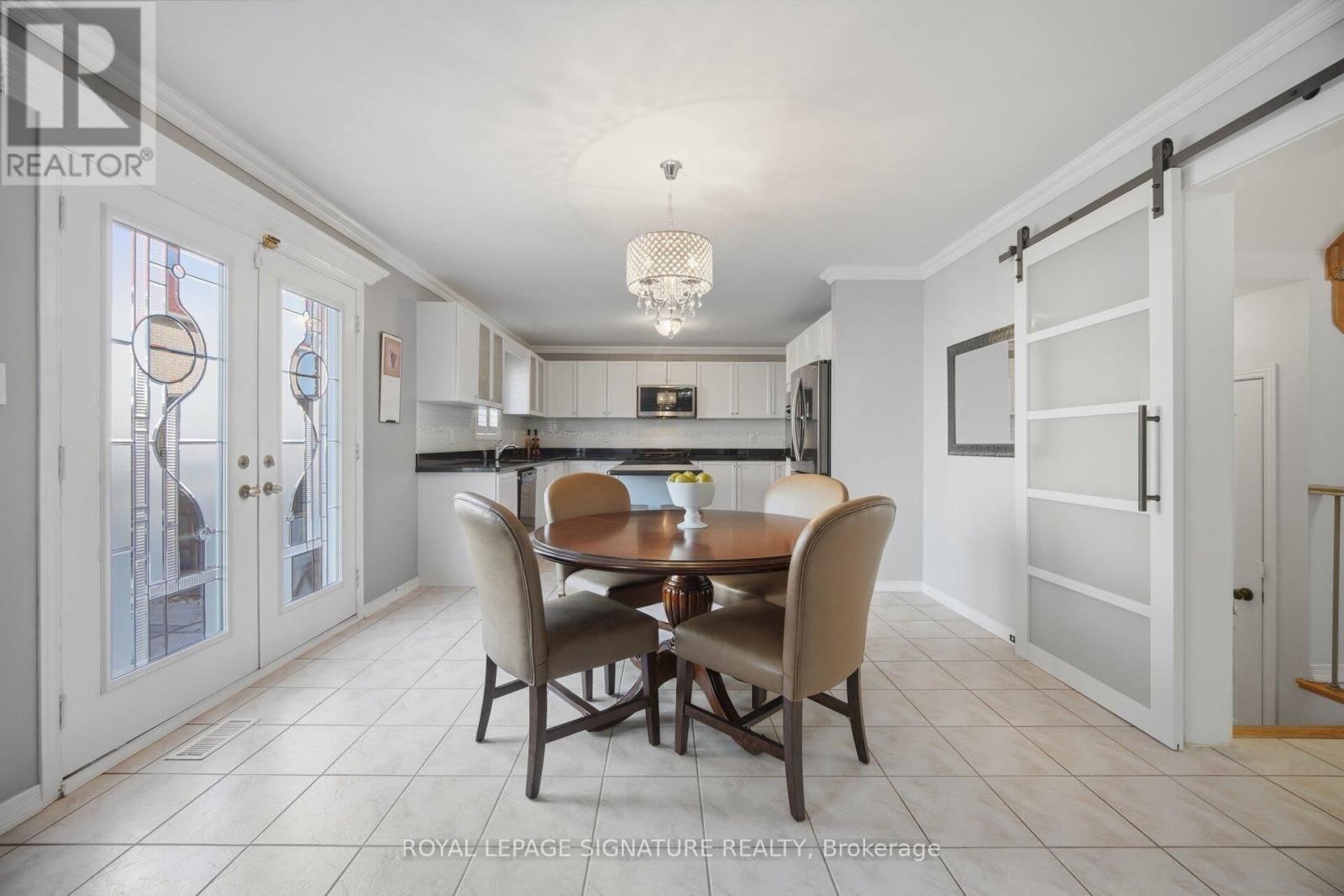 25 MADRONNA GARDENS Image 9