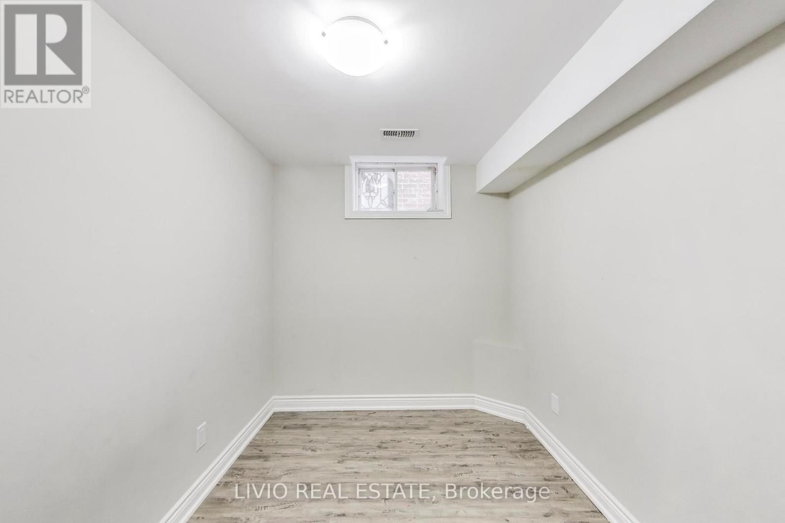 232 THORNDALE ROAD Image 44