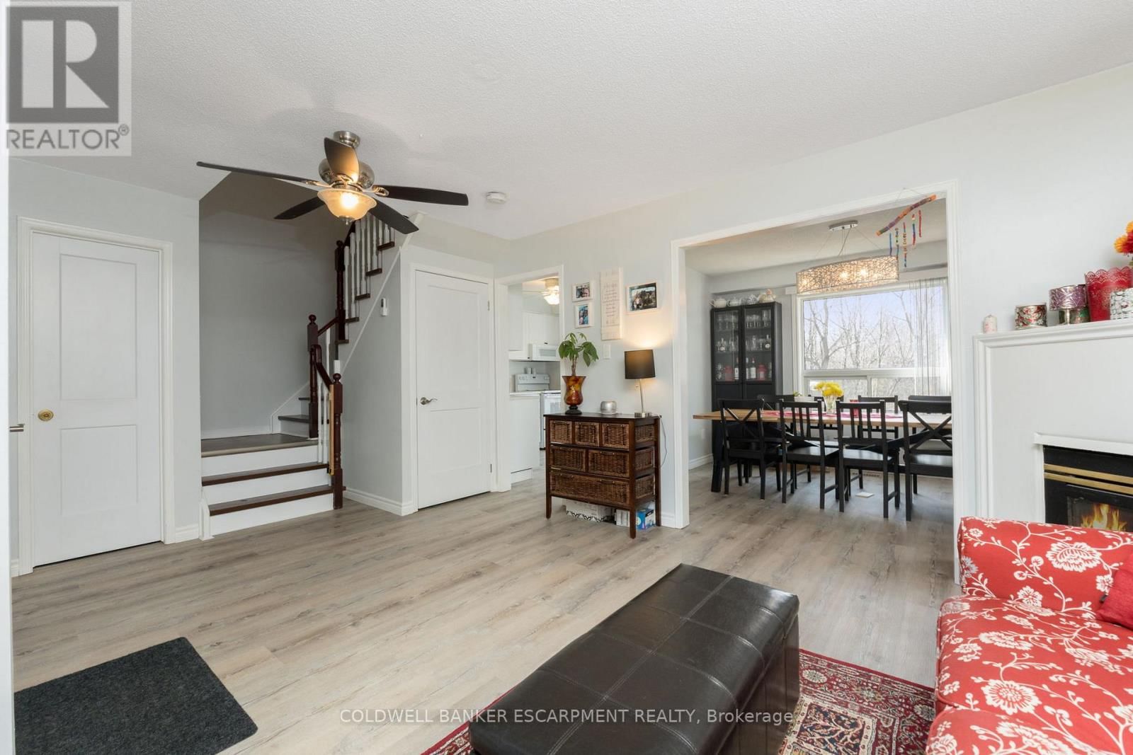 222 CHURCHILL ROAD NORTH Image 10