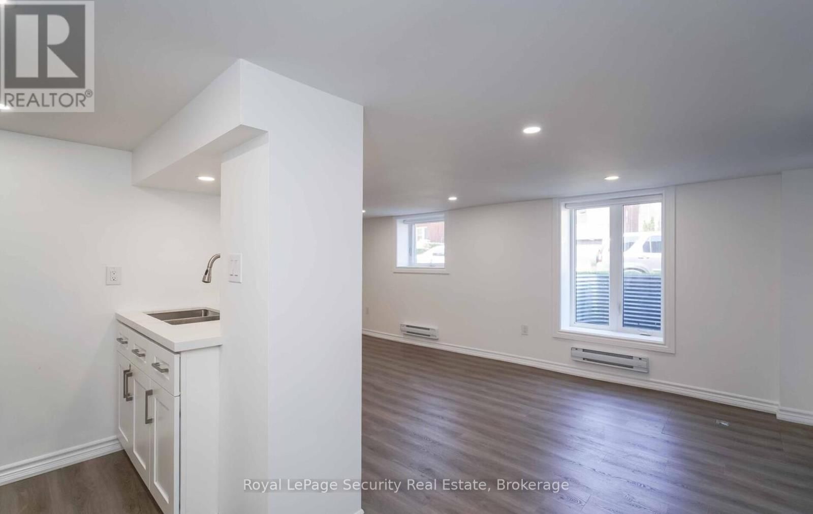 5 - 92 TWELFTH STREET Image 12