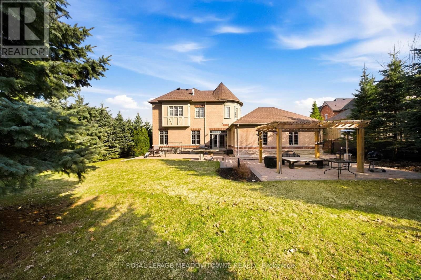 6 HOLDROYD COURT Image 40