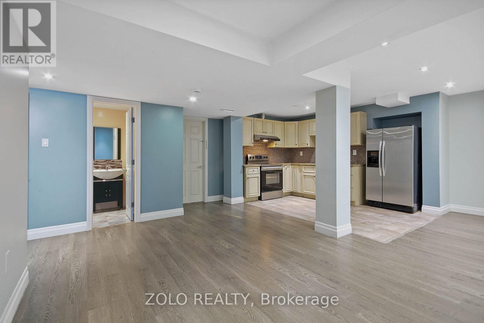 16 SERGIO MARCHI (LOWER) STREET Image 10