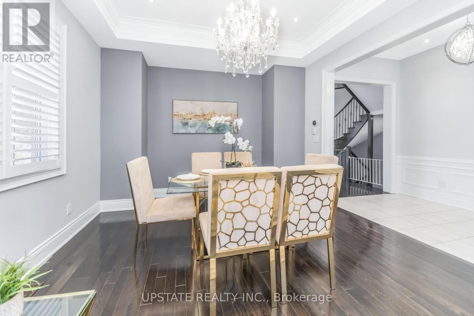 23 SPAIN CRESCENT Image 8