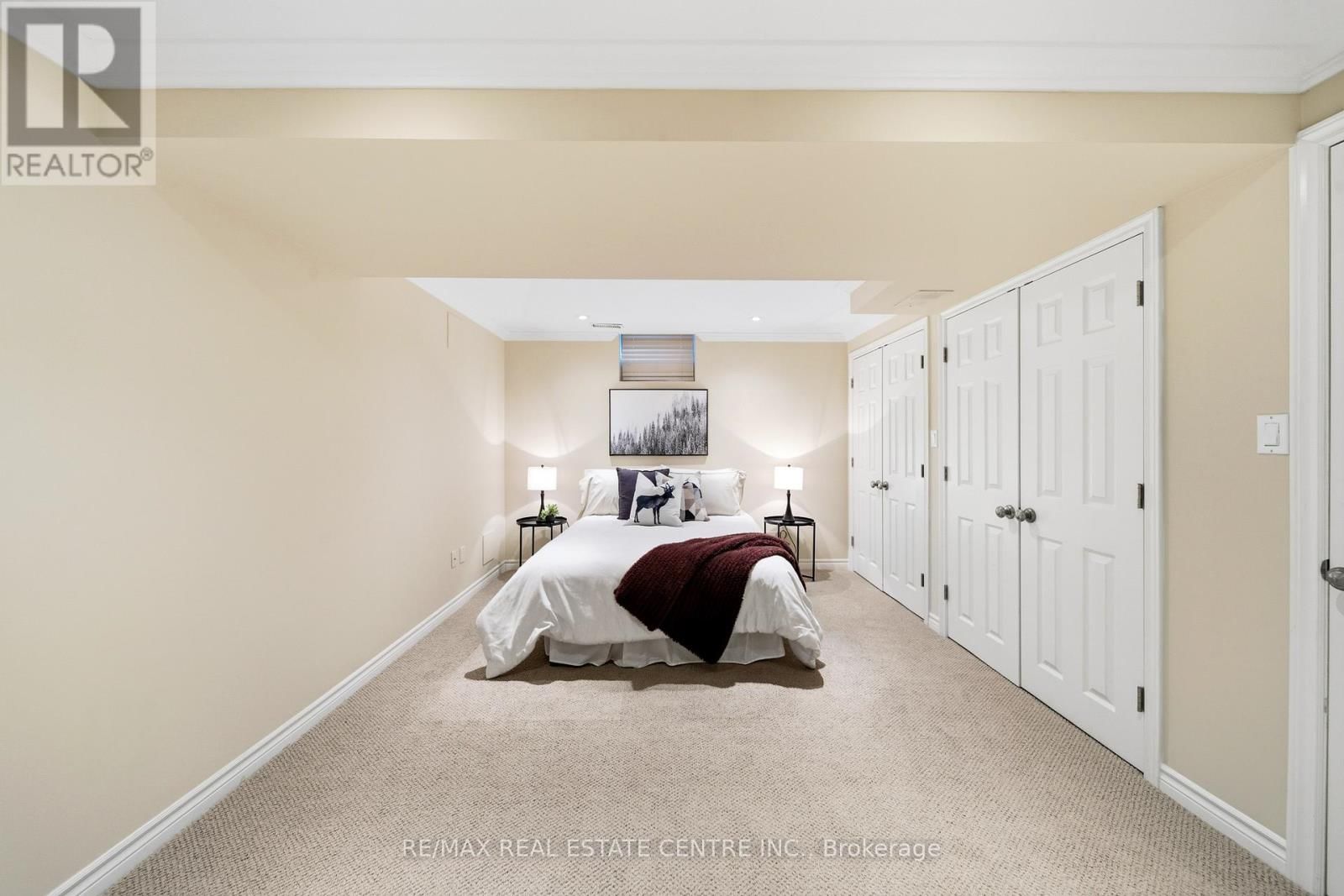 4157 VERMONT CRESCENT Image 44