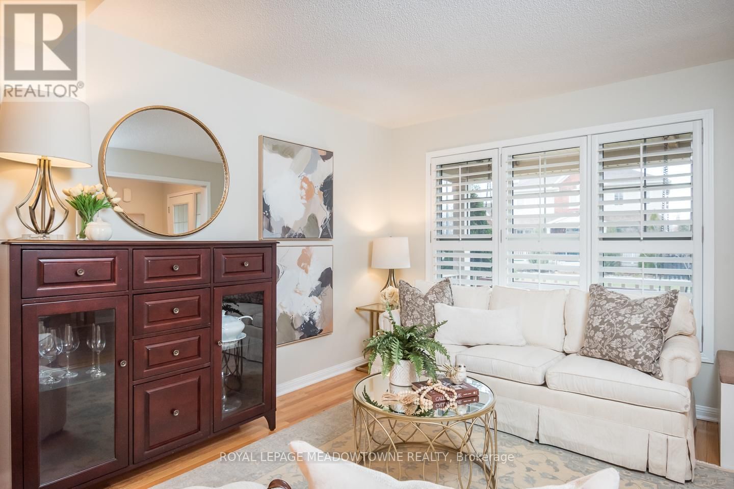 292 MCDOUGALL CROSS Image 5