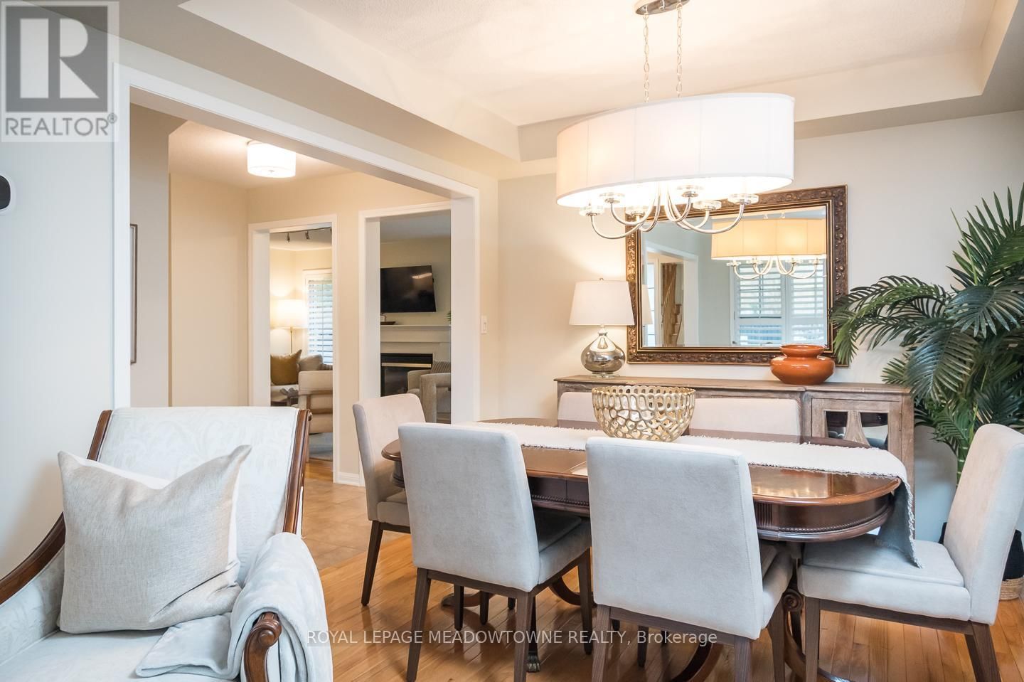 292 MCDOUGALL CROSS Image 8