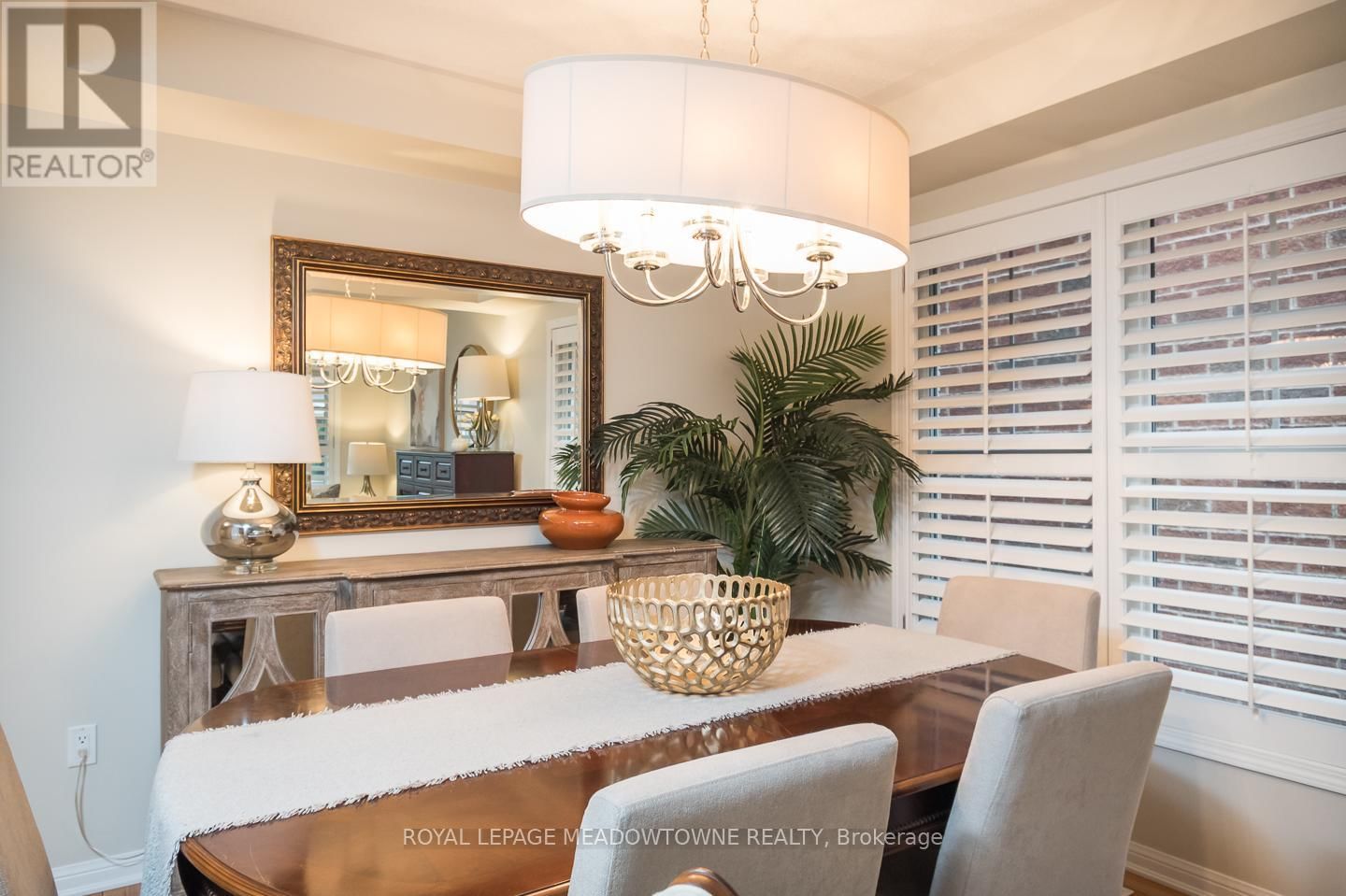 292 MCDOUGALL CROSS Image 9