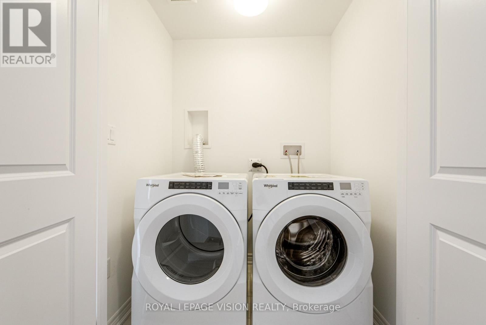 24 FOLCROFT STREET Image 27